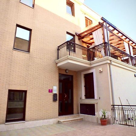 L'Arca - Bed & Breakfast In Lucera Centro Luaran gambar