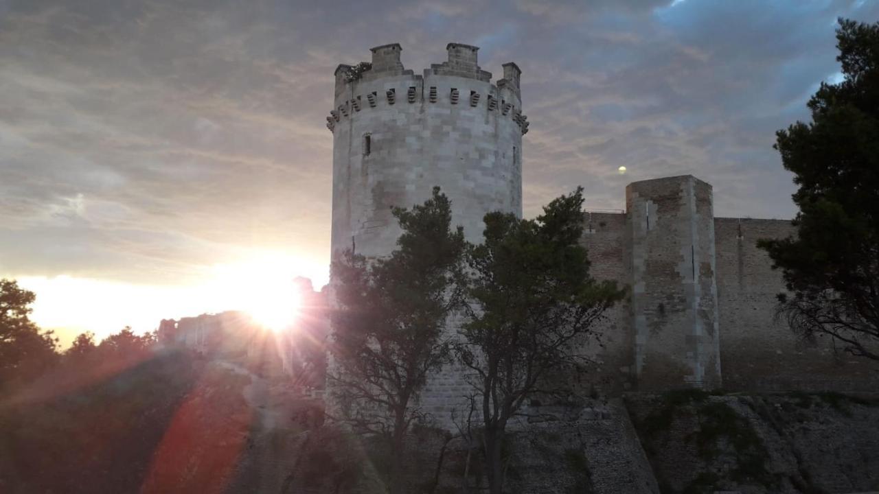 L'Arca - Bed & Breakfast In Lucera Centro Luaran gambar
